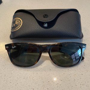 Ray-Ban New Wayfarer Tortoise Classic